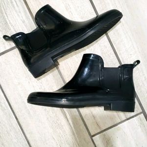 Ankle rain boots